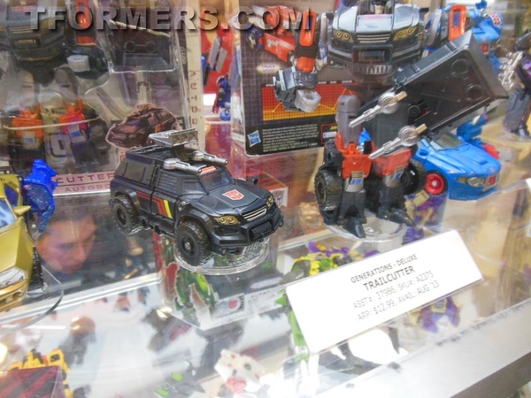 Botcon 2013   Tranformers Generations New 2014 Figures Image Gallery  (5 of 131)