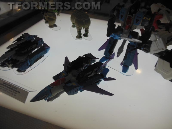 Botcon 2013   Tranformers Generations New 2014 Figures Image Gallery  (11 of 131)