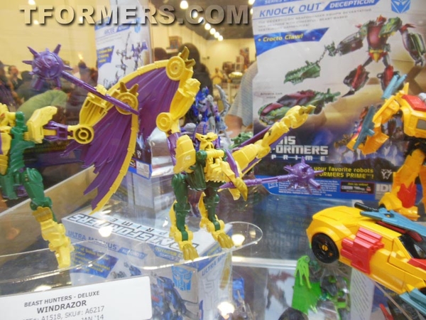 Botcon 2013   Transformers Beast Hunters 2014 New Figures Display  (72 of 131)