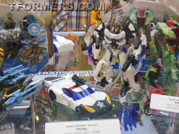 Botcon 2013   Transformers Beast Hunters 2014 New Figures Display  (113 of 131)