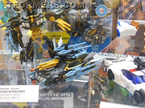 Botcon 2013   Transformers Beast Hunters 2014 New Figures Display  (118 of 131)