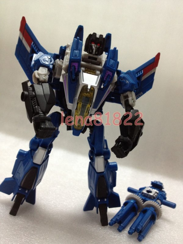 Transformers GenerationsThundercracker Out Of Package Image  (4 of 13)
