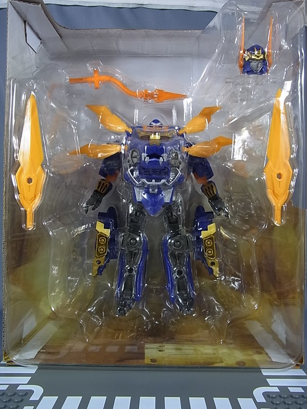 Takara TomyTransformers Go G05 Gekisoumaru Images Gallery Demos Light Up Features Image  (2 of 16)