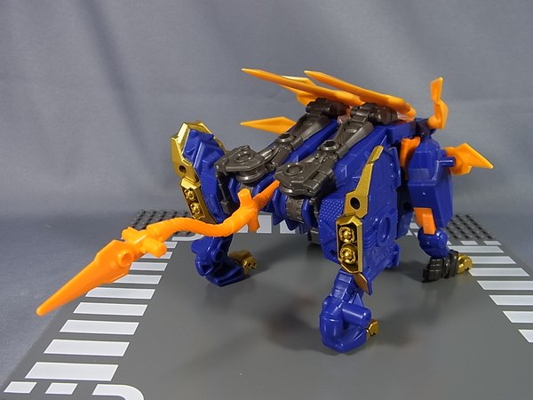  Takara TomyTransformers Go G05 Gekisoumaru Images Gallery Demos Light Up Features Image  (4 of 16)