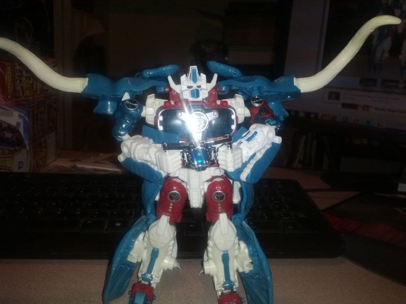 Final Transformers Subscription Service Figure Now Shipping!