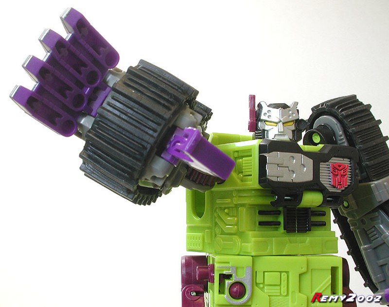 TFormers Featured Toy of The Month Armada Scavenger