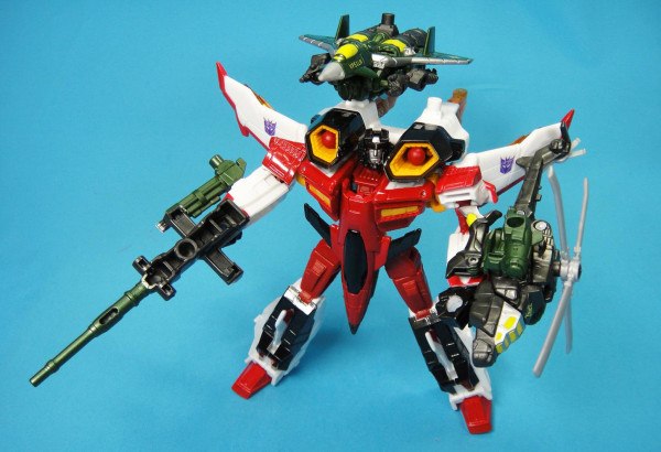 Even More In-Hand Starscream and Mini-Con Team Takara Generations Photos!