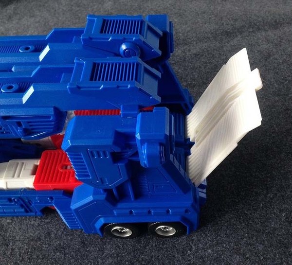 New Image Of KFC Eavy Metal New Leader NOT MP Ultra Magnus Figure Shows Trailer Details (1 of 1)