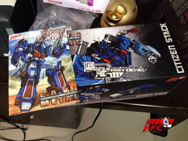 New Images KFC  EAVI METAL Phase Three A  Citizen Stack! Not MP Ultra Magnus Figure  (4 of 6)