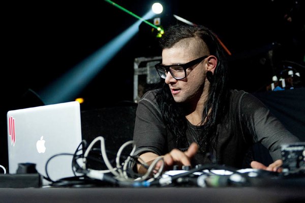 Skrillex Adding Craziest Sounds to New Transformers 4 Age of Extinction Movie