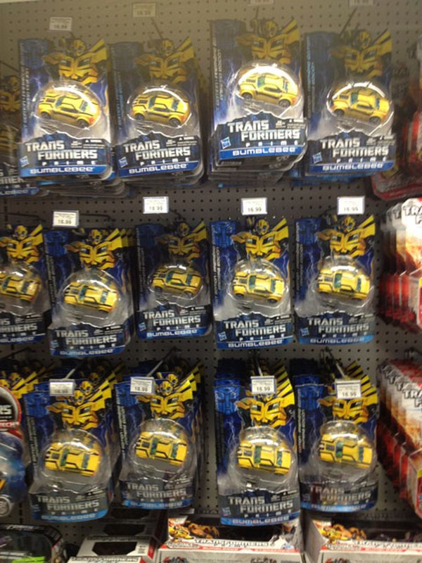 Hasbro To Offer Individual Figure Orders To Direct Market Retailers