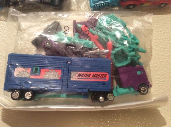 Video of Mackey/Florence Toy Collection - Source of G2 Menasor Auction & A Look At Optimal Optimus Prototype!