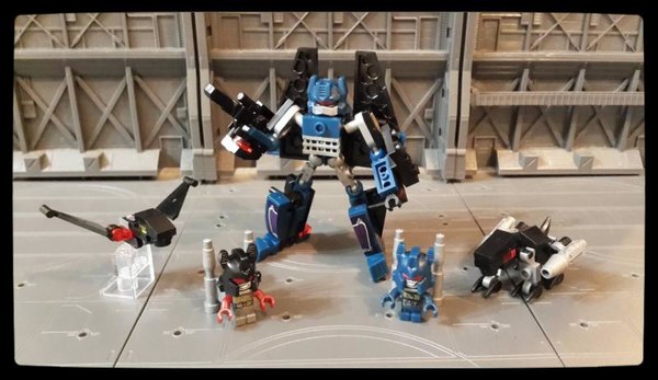 Kre-O Battlechangers New Photos Of Soundwave Transforming Building Block Set