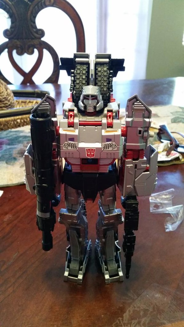 Autobot Megatron R (1 of 2)