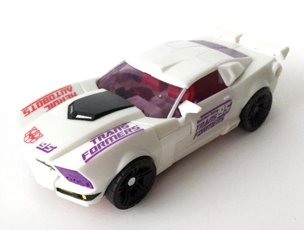 In-Hand Photos Of First Transformers Subscription Service 3 Figure - Carzap!