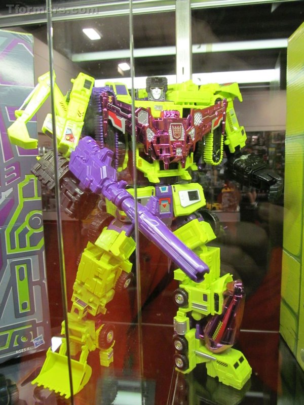 Botcon 2015 - Hasbro Booth Day One Featuring SDCC Exclusives And Titan Devastator