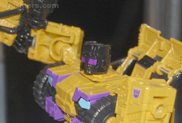 Botcon 2015 - Hasbro Booth Display Nearly 100 More Photos Of New Generations And Robots In Disguise Toys