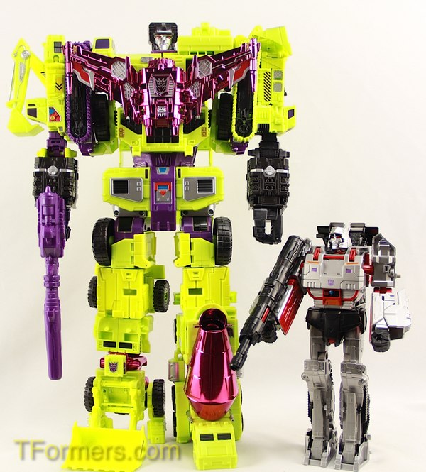 2015 SDCC Transformers Generations Combiner Wars Devastator Special Edition13 (20 of 106)