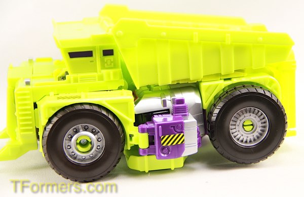 2015 SDCC Transformers Generations Combiner Wars Devastator Special Edition35 (42 of 106)