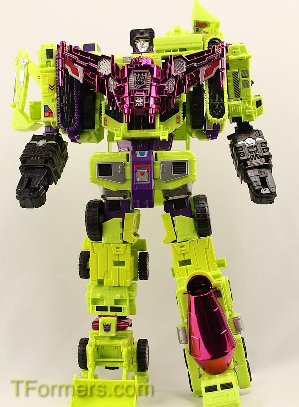 2015 SDCC Transformers Generations Combiner Wars Devastator Special Edition97 (104 of 106)