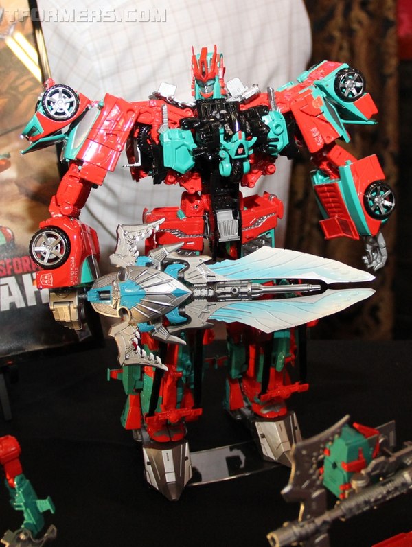 transformers combiner wars g2 superion