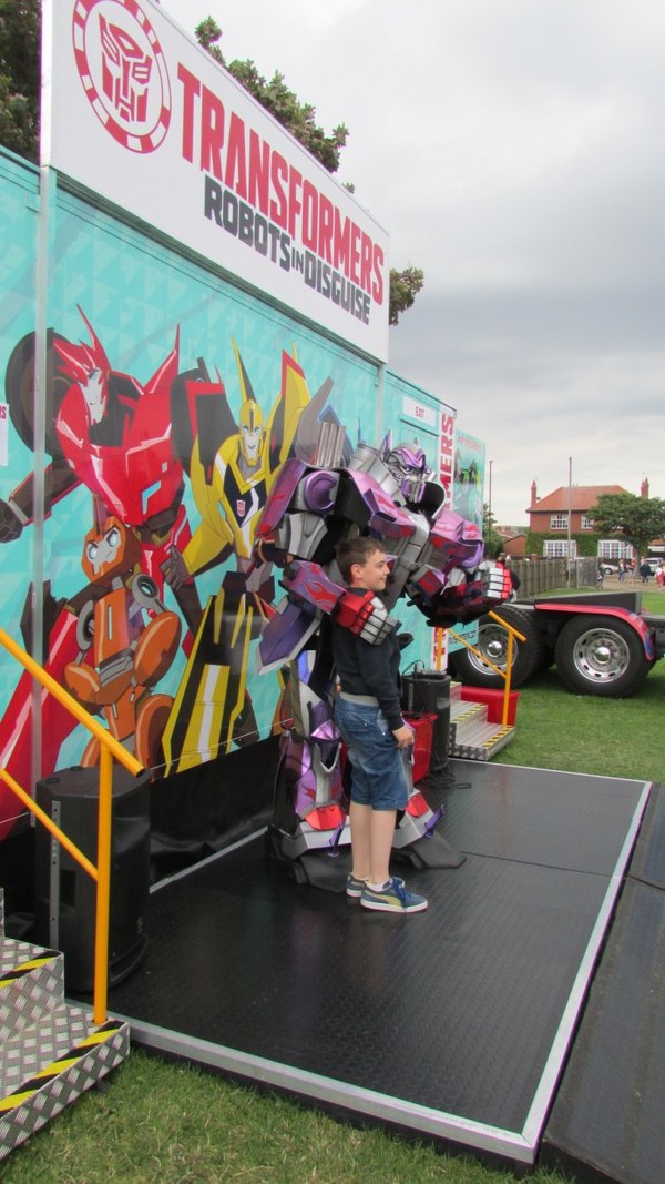 Photos & Details From Robots In Disguise UK Roadshow - See The Mini-Con Deployers!