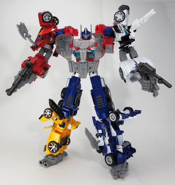 Stop-Motion Video Review of Unite Warriors UW05 Convoy Grand Prime