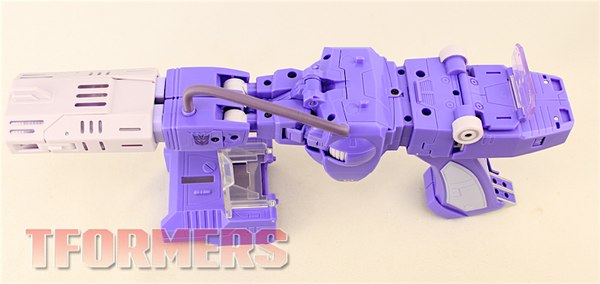 Transformers MP 29 Shockwave21 (21 of 46)