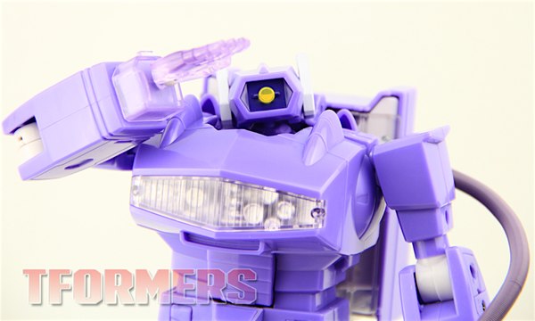 Transformers MP 29 Shockwave35 (35 of 46)