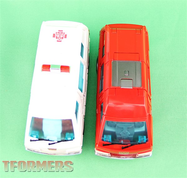 Transformers MP 30 Ratchet13 (13 of 49)