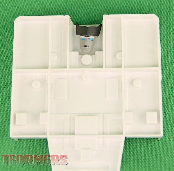 Transformers MP 30 Ratchet25 (25 of 49)