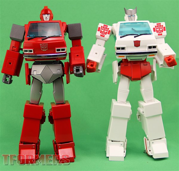 Transformers MP 30 Ratchet39 (39 of 49)