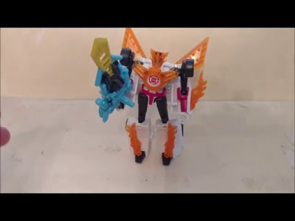 Sideswipe and Windstrike Review - Transformers Robots In Disguise Minicon Weaponizers Figures