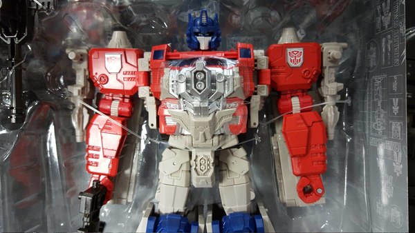 Tokyo Toy Show 2016 - Legends Series Ginrai Confirmed, Further Remold From Titans Return Powermaster Prime?