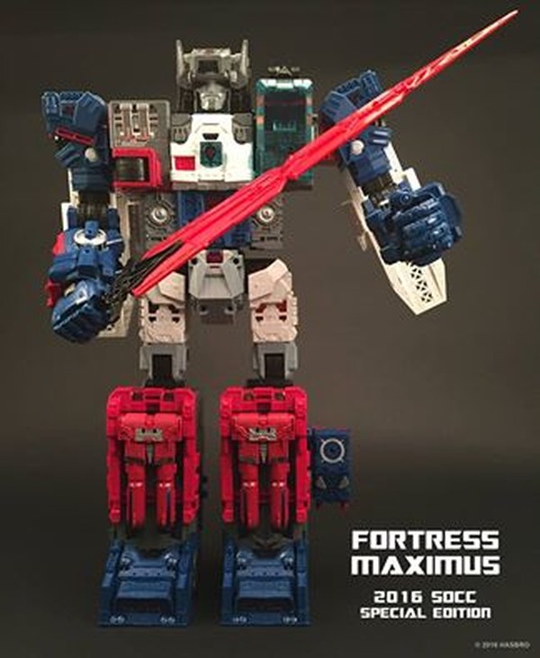 Premium Collectables Newsletter -  Hasbro SDCC Exclusive Fortress Maximus!