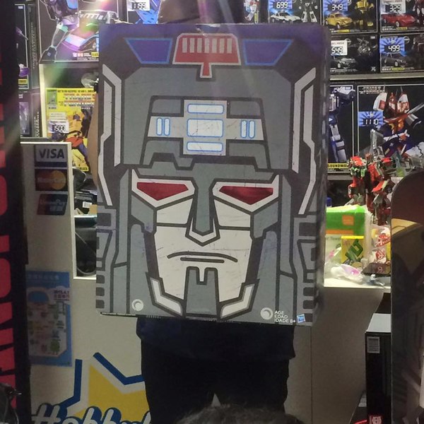 SDCC 2016 Exclusives Scheduled To Go Live On HasbroToyShop On August 9th - Get Fortress Maximus, Titan Force, & Soundwave!