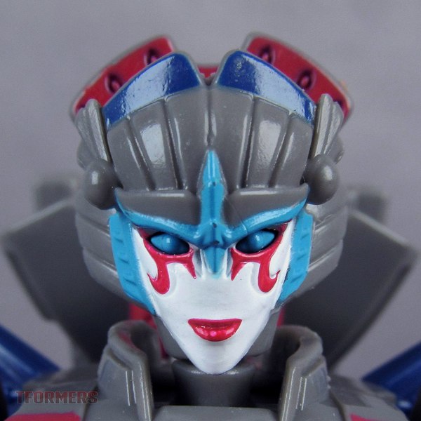 SDCC 2016 - Titan Force Windblade Gallery of Exclusive Boxset Figure