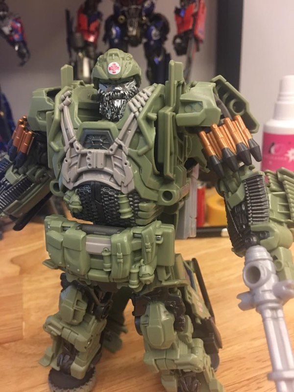 Transformers The Last Knight Premier Edition Hound And Megatron In Hand Photos 13 (13 of 15)