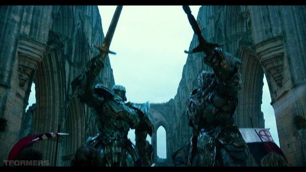Transformers The Last Knight Theatrical Trailer HD Screenshot Gallery 023 (23 of 788)