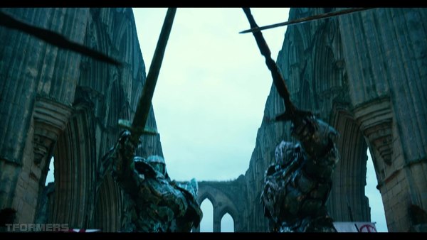 Transformers The Last Knight Theatrical Trailer HD Screenshot Gallery 025 (25 of 788)