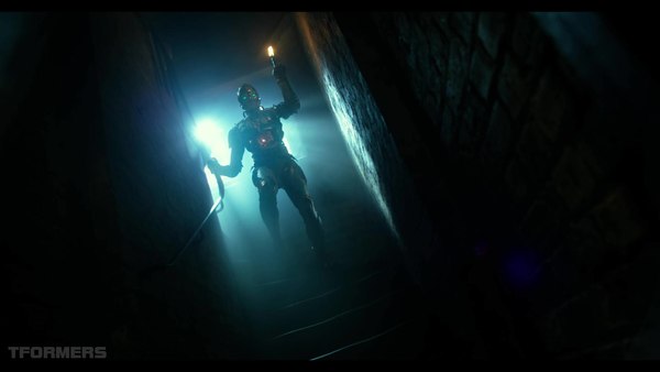 Transformers The Last Knight Theatrical Trailer HD Screenshot Gallery 039 (39 of 788)