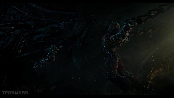 Transformers The Last Knight Theatrical Trailer HD Screenshot Gallery 075 (75 of 788)