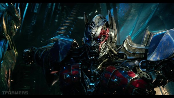Transformers The Last Knight Theatrical Trailer HD Screenshot Gallery 087 (87 of 788)