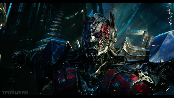 Transformers The Last Knight Theatrical Trailer HD Screenshot Gallery 092 (92 of 788)