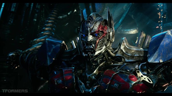 Transformers The Last Knight Theatrical Trailer HD Screenshot Gallery 093 (93 of 788)