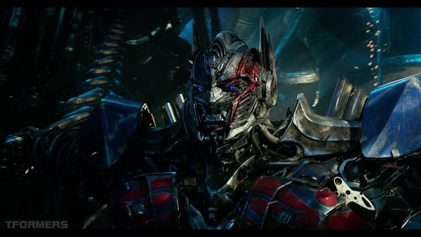 Transformers The Last Knight Theatrical Trailer HD Screenshot Gallery 094 (94 of 788)