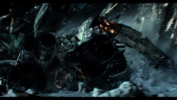 Transformers The Last Knight Theatrical Trailer HD Screenshot Gallery 239 (239 of 788)