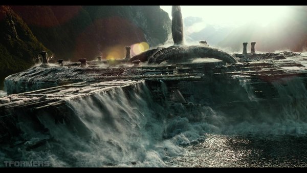 Transformers The Last Knight Theatrical Trailer HD Screenshot Gallery 334 (334 of 788)