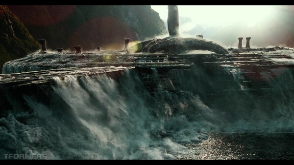 Transformers The Last Knight Theatrical Trailer HD Screenshot Gallery 338 (338 of 788)