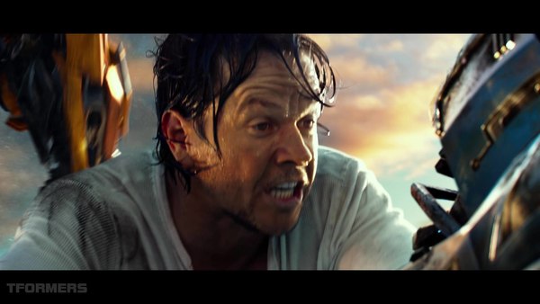 Transformers The Last Knight Theatrical Trailer HD Screenshot Gallery 387 (387 of 788)